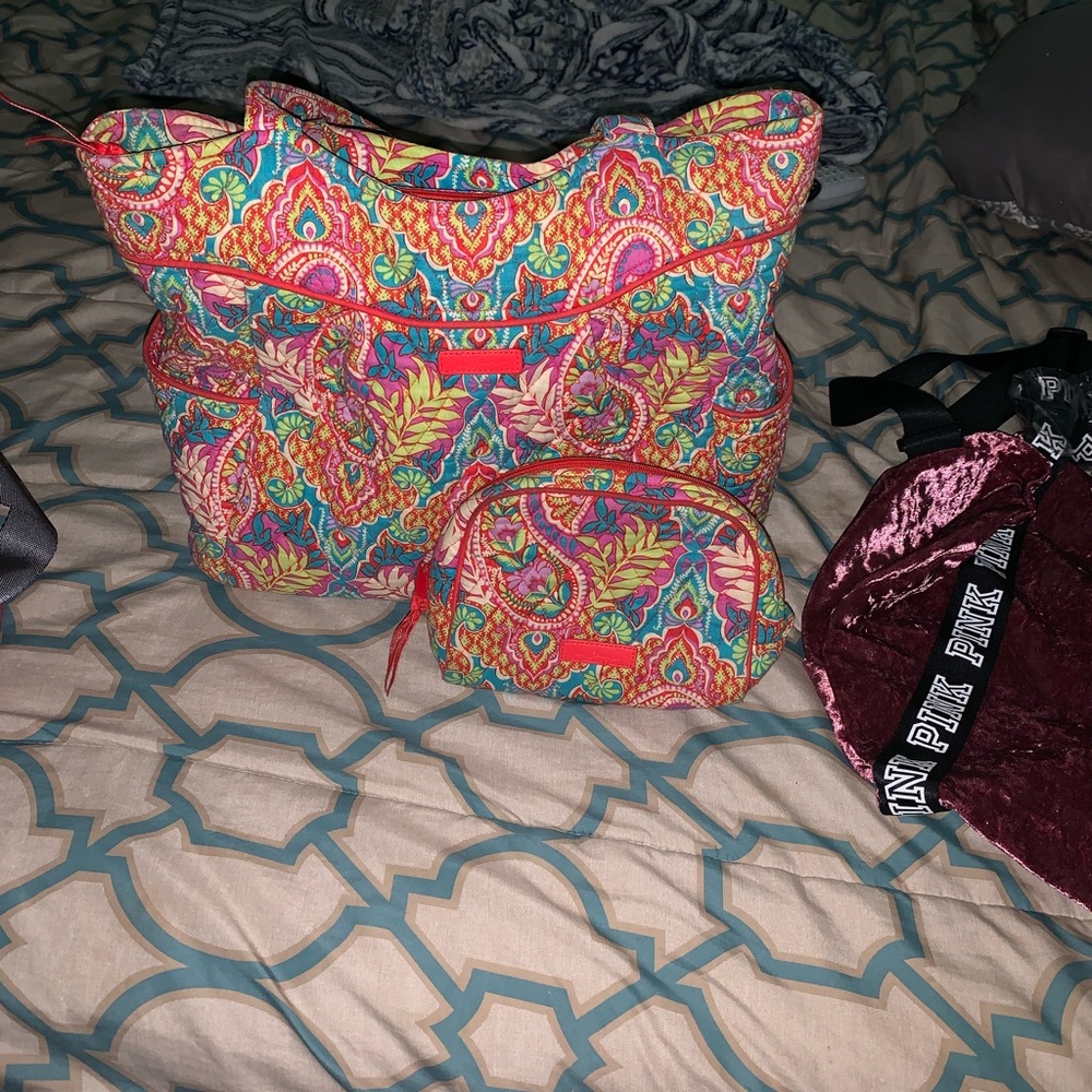 Vera Bradley purse an make up bag